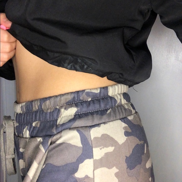 Camo Shorts - Picture 5 of 7